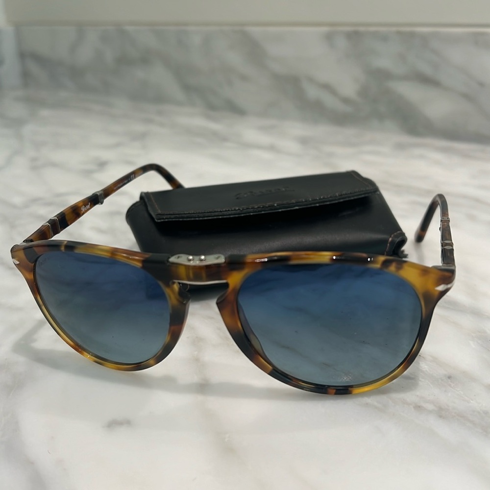 Persol - Sunglasses - 714 Original - Folding-Light Tortoise/Blue Lens/Polarized